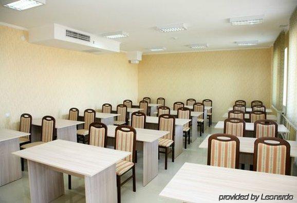 O Azamat Hotel Astana Negócio foto