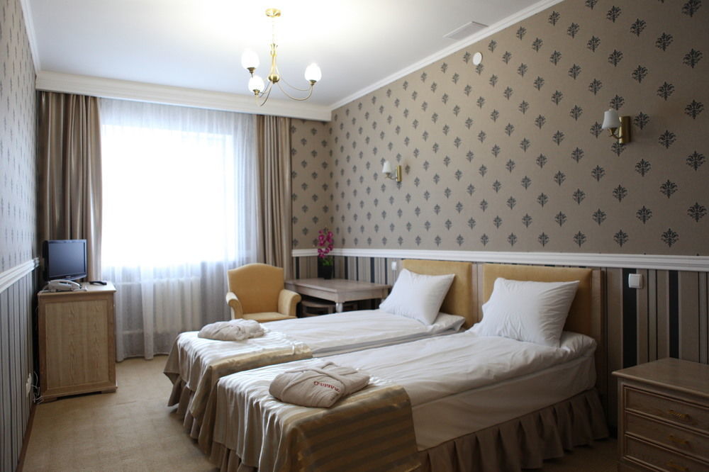 O Azamat Hotel Astana Exterior foto